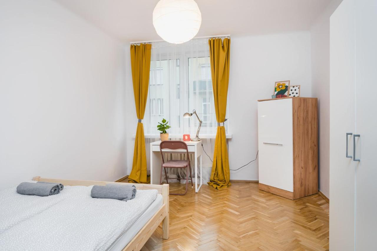 Sunshine Parkside Hideaway - 3 Bedroom - By Upstairs Cracovia Exterior foto
